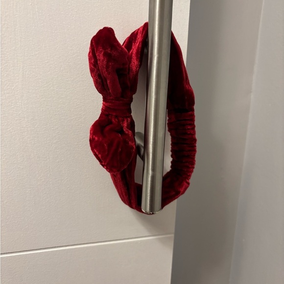 Cat & Jack Baby Girl Crinkle Velour Romper With Bow Dark Red Size 6 Months - Picture 5 of 5